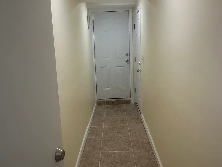 59 Sheffield Ave #B — Photo 7