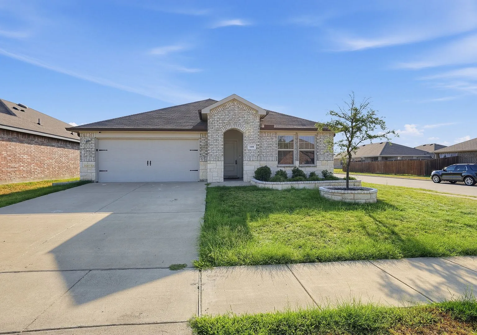 Beautiful 4-Bedroom Caddo Downs Home with Office & Community Pool — Photo 1