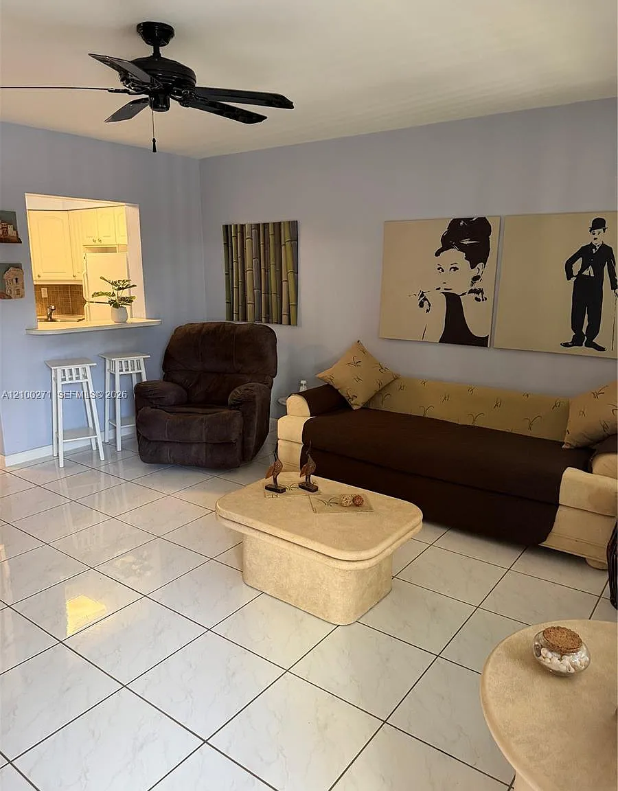2001 S Ocean Dr — Photo 3