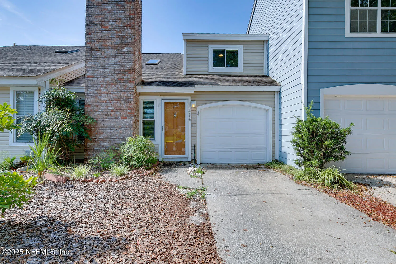 2 bed, 1.5 bath, 997 sqft, $1,650 — Photo 1