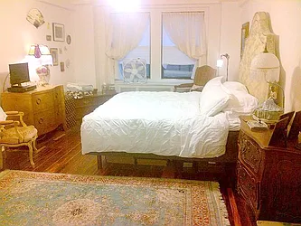 Rented by Manhattan Spaces