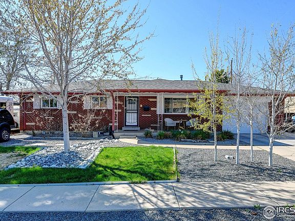3rd image of 8089 Greenwood Blvd