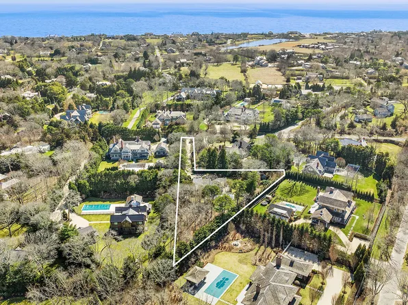 201 Georgica Rd, East Hampton, NY 11937