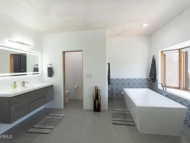 10420 E Morning Vista Ln — Photo 35