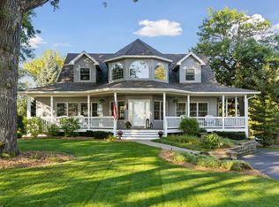 5371 Bald Eagle Blvd W, White Bear Township, MN 55110