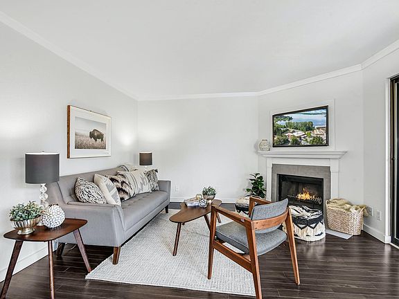 4th image of 9912 NE 116th St APT 107