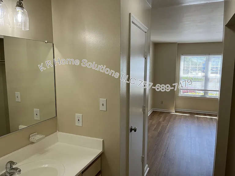 1449 Olivewood Ct — Photo 5