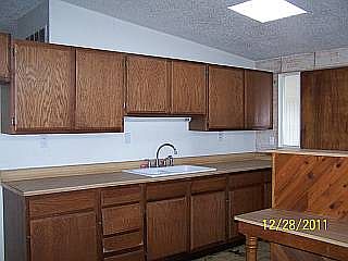 3rd image of 301 Villa Vista St