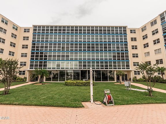 2nd image of 1224 S Peninsula Dr APT 403
