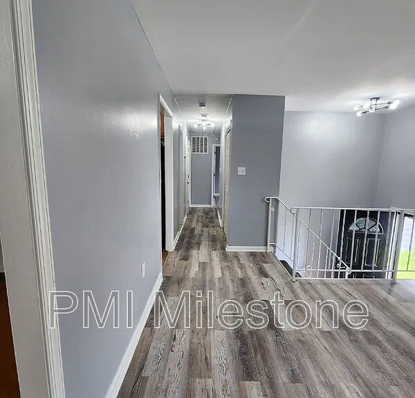 3333 Swann Rd — Photo 5