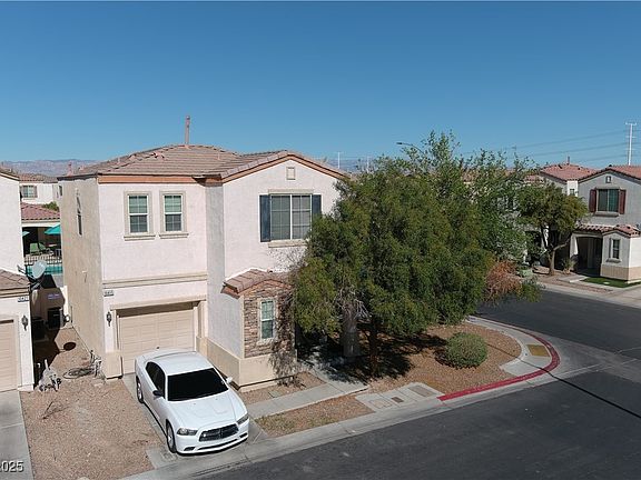 2nd image of 10415 Palm Village St