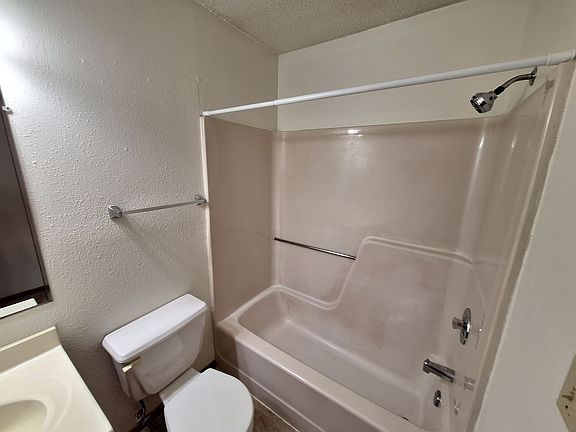 3rd image of 1133 S Landeco Ln #114