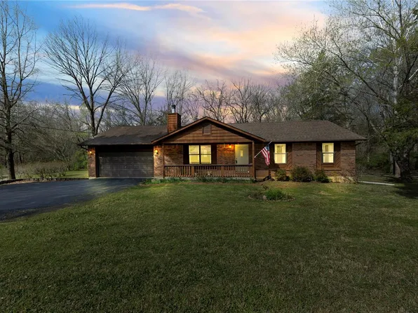 7057 Briarwood Dr, Cedar Hill, MO 63016