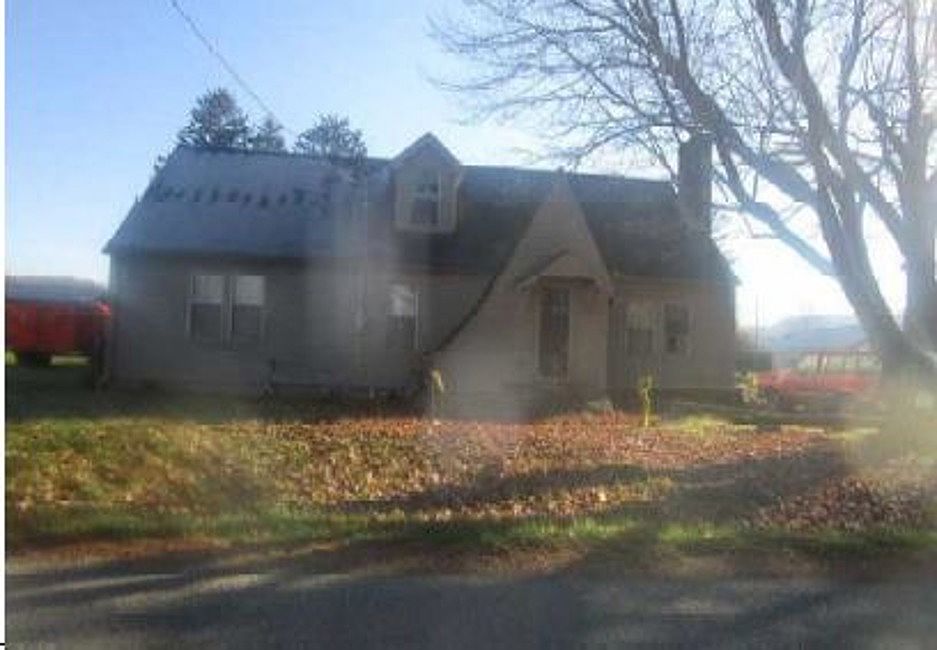 496 Oswald St, Wampum, PA 16157 Zillow