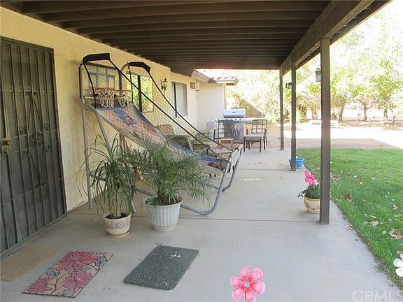 3rd image of 9147 Hickory Ave