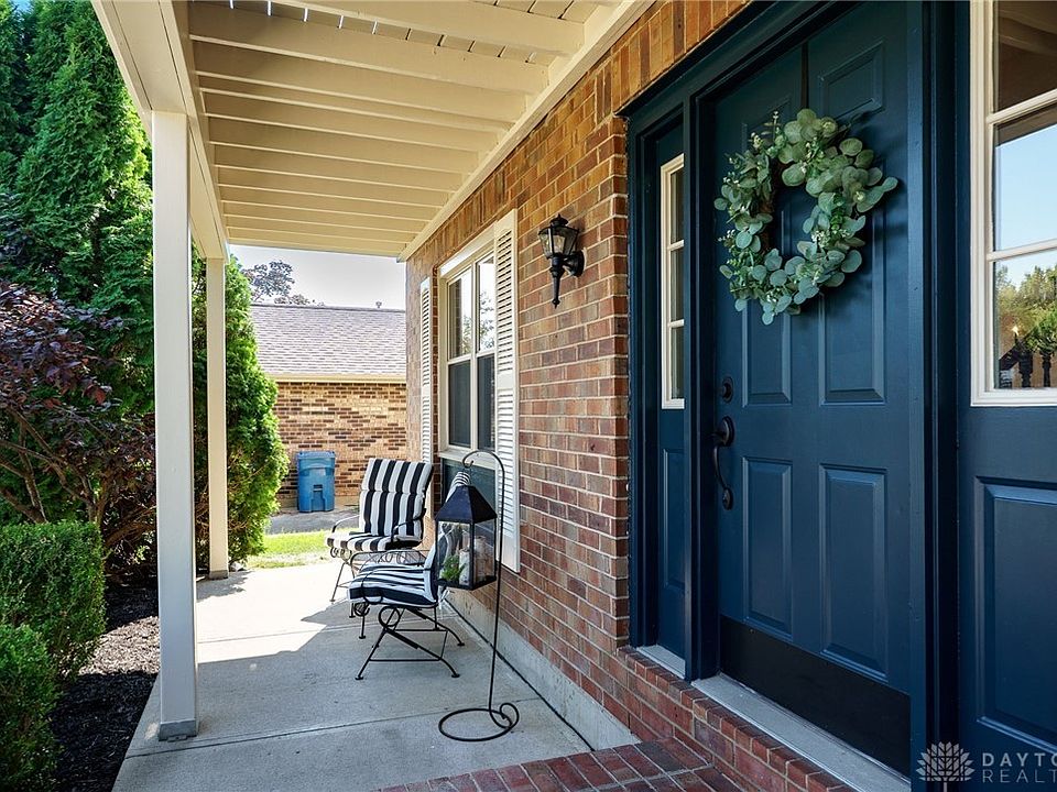 6938 Charlesgate Rd, Huber Heights, OH 45424 | Zillow