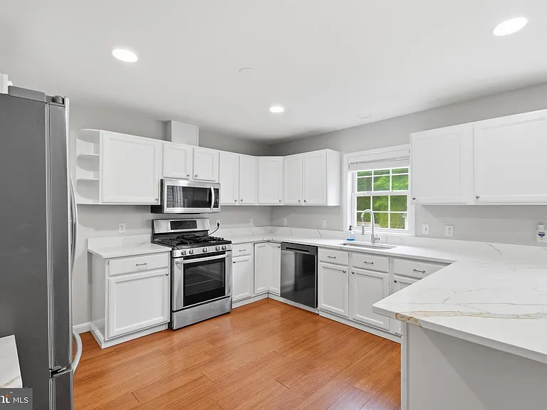 24674 Peach Orchard Ln — Photo 14