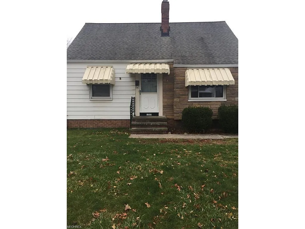12820 Oak Park Blvd photo 1