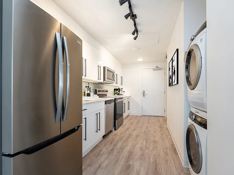 308 Colony St — Photo 43