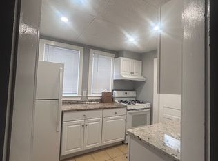 4 Wolcott Rd APT 2, Revere, MA 02151