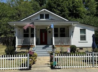 2616 King St NE, Roanoke, VA 24012