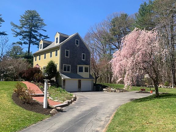 2nd image of 101 River Rd