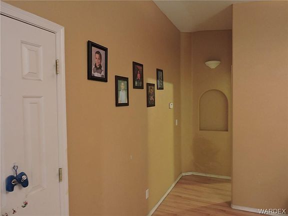 2nd image of 1903 E Owens Lake Dr