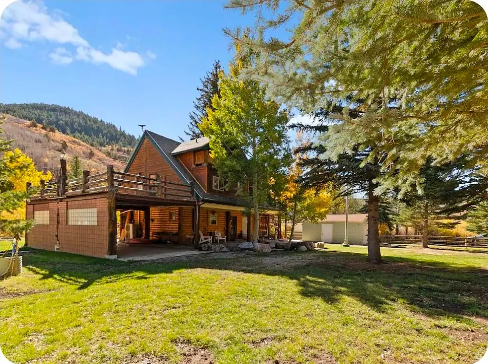 Building Photo - 4048 Samak Hills Rd