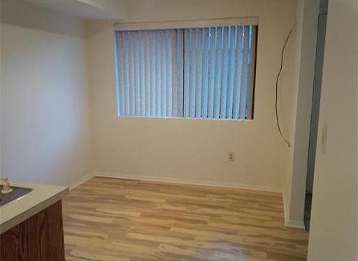 4th image of 12 Elderwood Dr