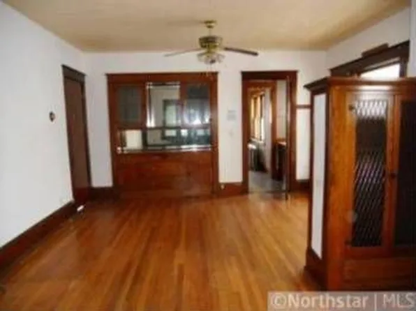 809 Fuller Ave, Saint Paul, MN 55104