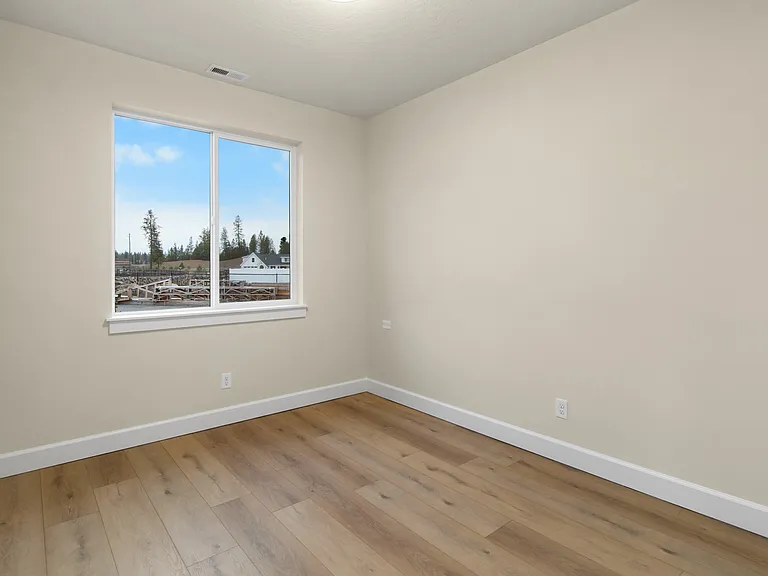 2411 E Kinglet Ln — Photo 4