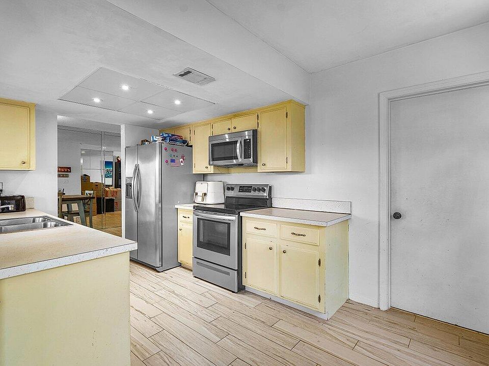1st image of 2705 NW 52nd Place