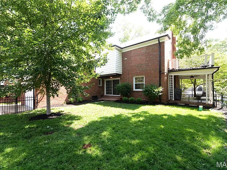 937 S Bemiston Ave — Photo 47