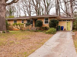 2456 Hunting Valley Dr, Decatur, GA 30033
