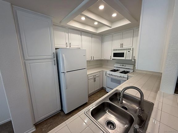 4th image of 11370 Camino Playa Cancun Unit 1