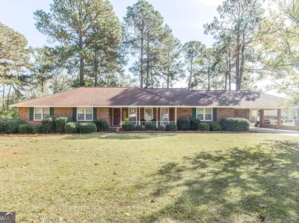 407 Cloverdale Dr, Dublin, GA 31021