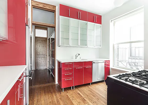 Sold by Compass | media 5