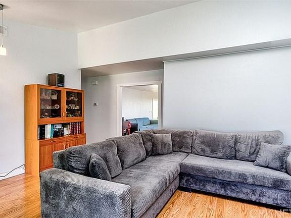 5th image of 27932 Beechnut Cir