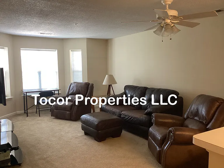 900 Taylor St #203 — Photo 3