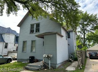 1212 Court St, Port Huron, MI