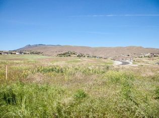 852 Sage Crest Dr, Wenatchee, WA 98801