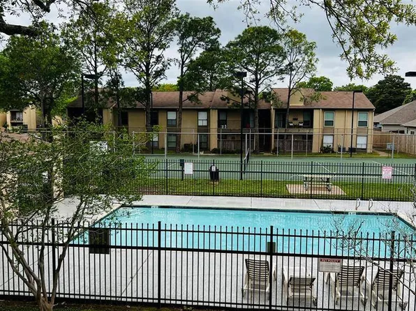 3300 Pebblebrook Dr APT 90, Seabrook, TX 77586