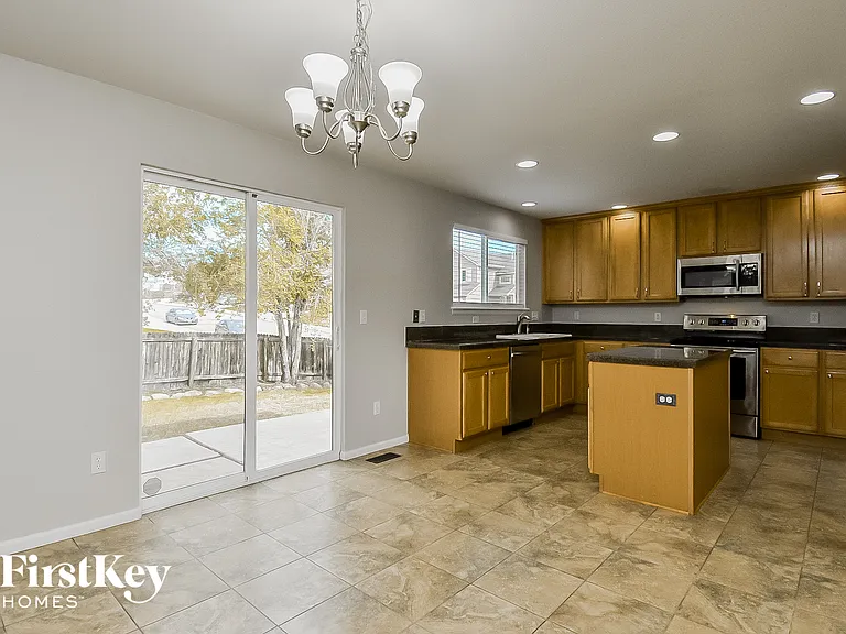 8308 Brook Valley Dr — Photo 6