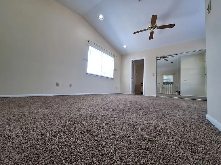 4006 Bayfront Pkwy — Photo 19