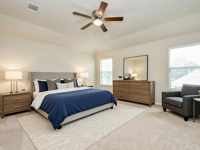 2707 Silk Tree Ln — Photo 4