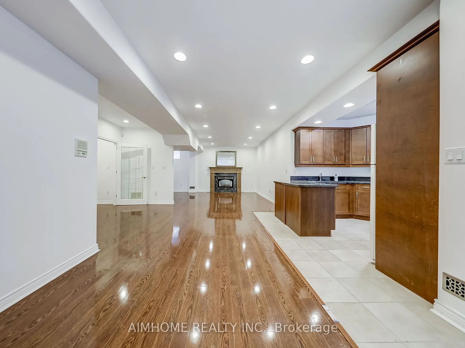 3 bed, $2,500 — Photo 4