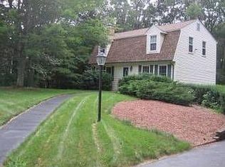 12 Cobblestone Dr, Franklin, MA 02038
