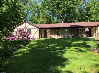 15429 Tavern Rd, Burton, OH 44021