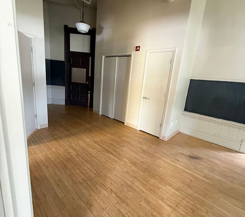 1st image of 400 E South A St Unit 406