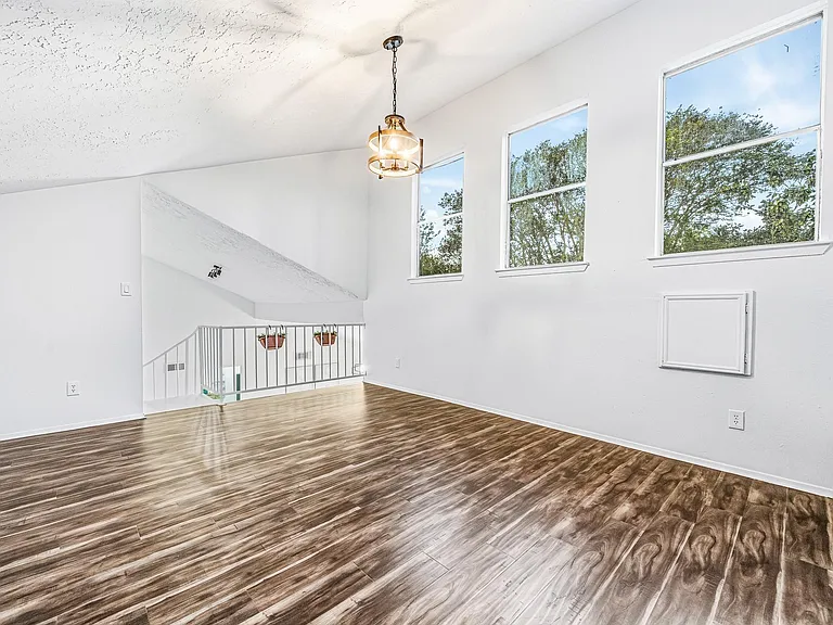 13118 Birch Grove Dr — Photo 32